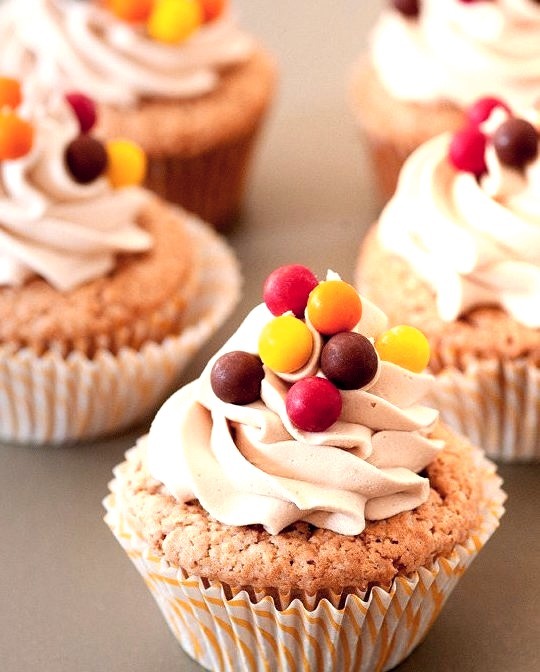 Recipe: Biscoff Cupcakes with Biscoff Buttercream