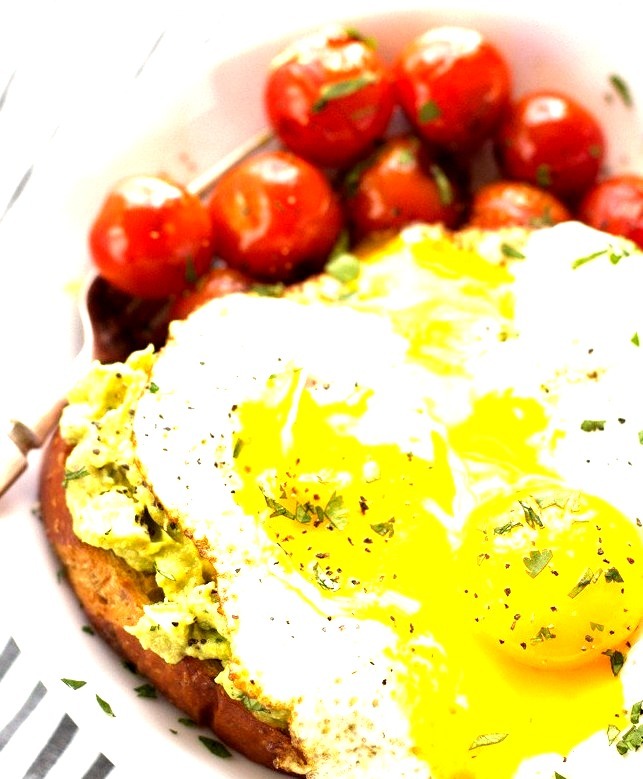 Guacamole Style Avocado Toasts with Fried Egg