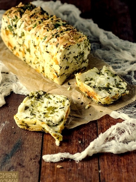 Garlic Herb and Cheese BreadSource