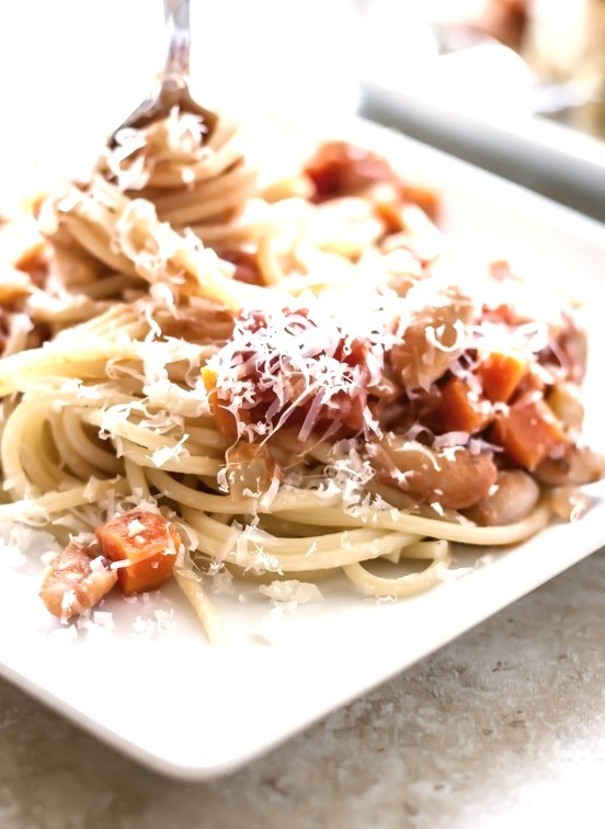 Spaghetti with Cannellini Bean Bolognese